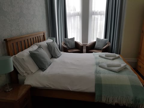 Standard Double Room (Room4) | In-room dining