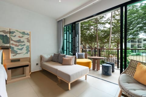 Suite, 2 Bedrooms, Non Smoking | Garden view