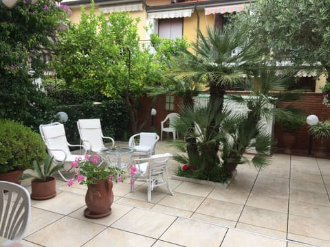 Apartment, 2 Bedrooms | Terrace/patio