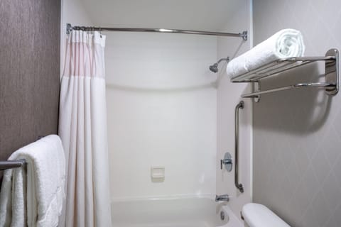 Studio, Multiple Beds | Bathroom | Hair dryer, towels