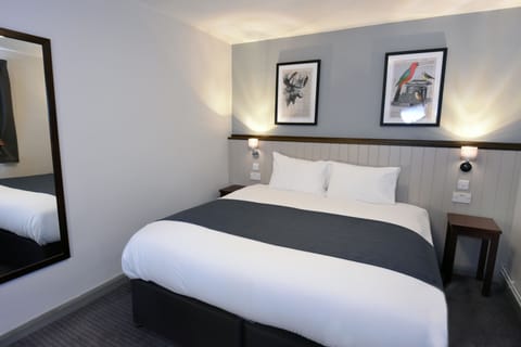 Superior Room | Desk, free WiFi, bed sheets