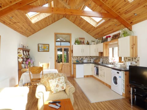 Cottage | Interior