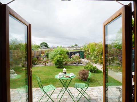 Cottage | Balcony