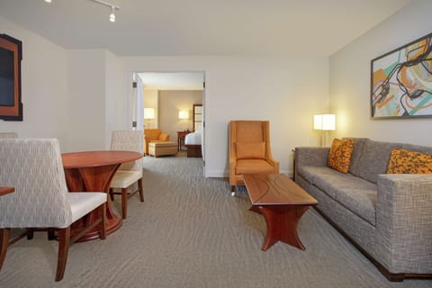 One Bedroom Suite | Hypo-allergenic bedding, pillowtop beds, in-room safe, desk