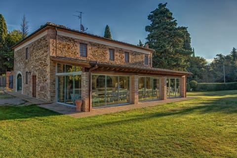 Building Exterior, Garden