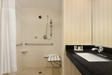 Room, 1 King Bed | Bathroom | Shower, hair dryer, towels