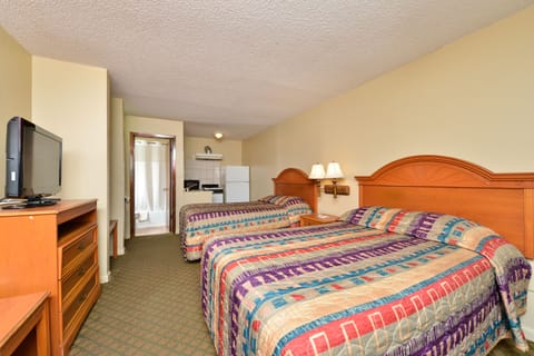 Room, 2 Double Beds, Kitchenette | Desk, free WiFi, bed sheets, alarm clocks