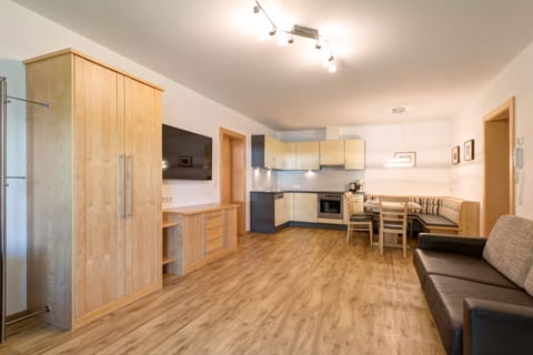 70-cm flat-screen TV with cable channels, LED TV, video-game console