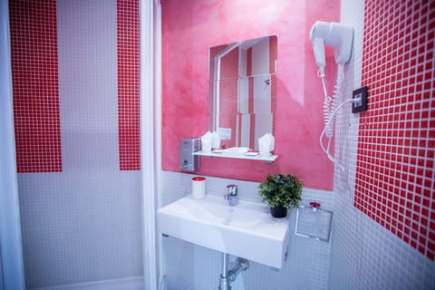 Standard Double Room, Private Bathroom (1.35 bed) | Bathroom | Shower, hair dryer, towels