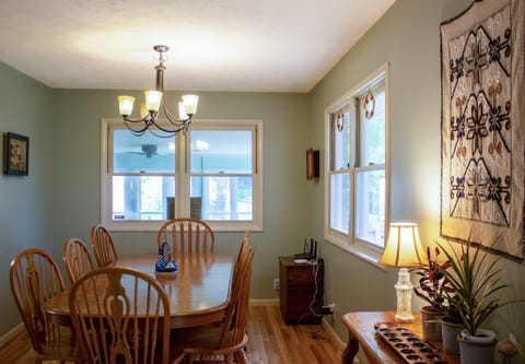 Dining Room - Main Floor