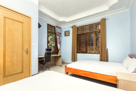 Superior Quadruple Room | Desk, soundproofing, free WiFi