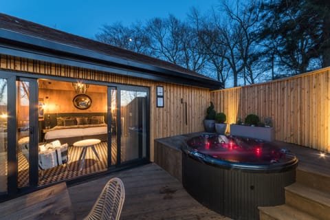 Luxury Tree House | Terrace/patio