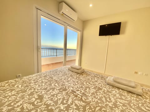 Superior Apartment, Sea View, Beachside | Beach/ocean view