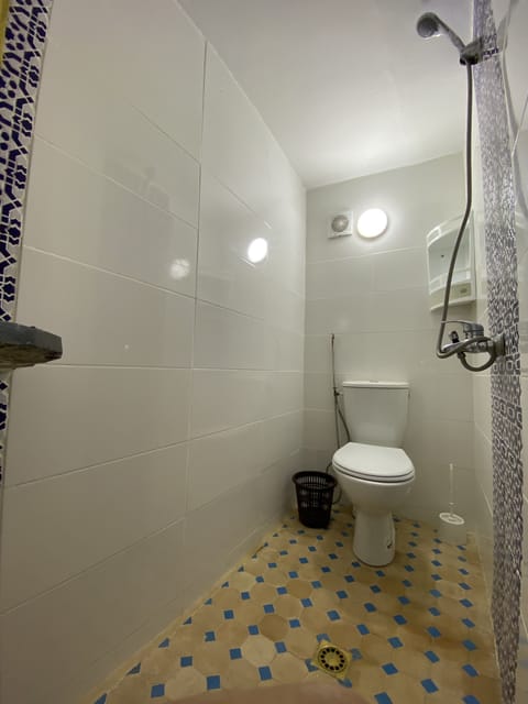 Triple Room | Bathroom | Shower, rainfall showerhead, bathrobes, towels