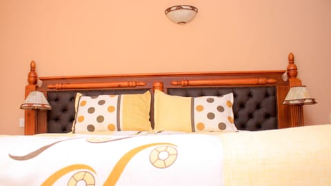 Premium Room | Premium bedding, desk, laptop workspace, iron/ironing board