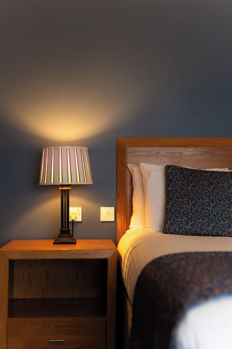 Superior Room | Desk, laptop workspace, free WiFi, bed sheets