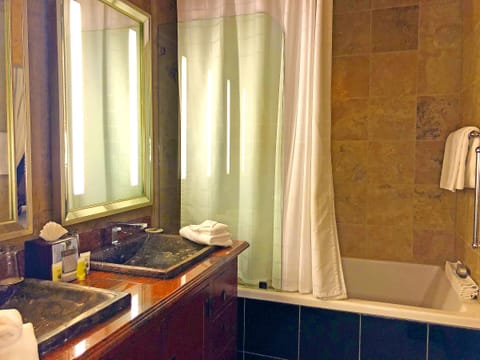 Classic Room #1 | Bathroom | Free toiletries, bathrobes, towels