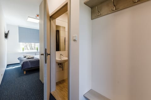 Classic Double or Twin Room | Bathroom | Shower, hair dryer, towels, soap