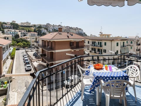 Apartment, 2 Bedrooms | Terrace/patio