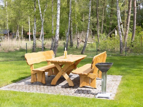 Wood, Door, Shed, Cottage, Garden Buildings, Garden, Siding, Woodland, Design, Backyard