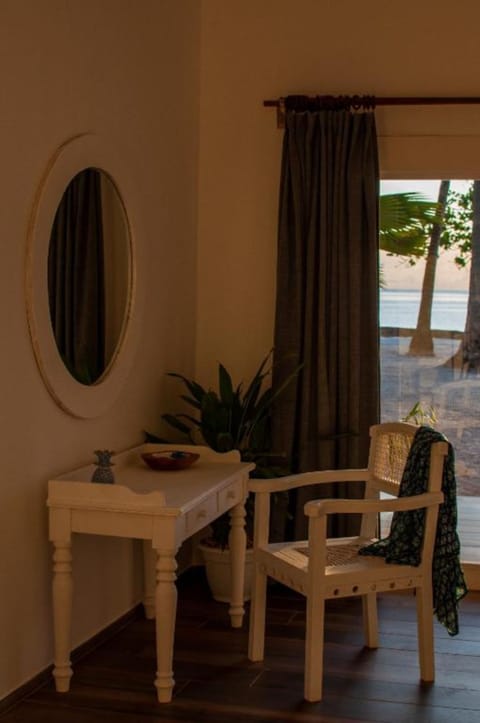 Sea Front Beach Villa | Premium bedding, minibar, in-room safe, desk