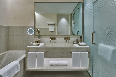 Premium Villa | Bathroom | Separate tub and shower, hair dryer, bathrobes, slippers