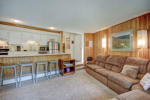 Living Room and Entry