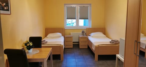 Twin Room | Soundproofing, free WiFi