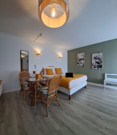 Traditional Triple Room | Individually furnished, blackout drapes, free WiFi, bed sheets