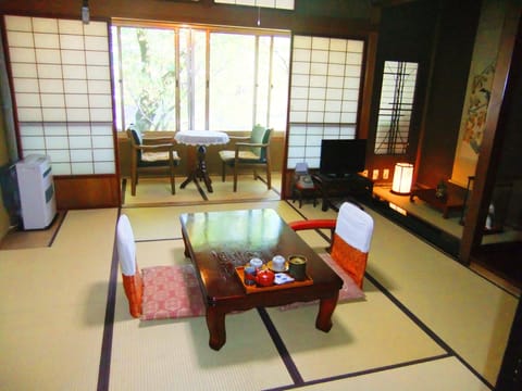 Japanese-style room with private Bath and private Toilet | Minibar, free WiFi