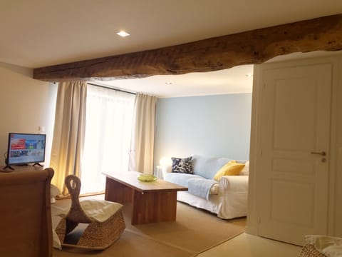 Comfort Cottage, Ensuite | Lounge