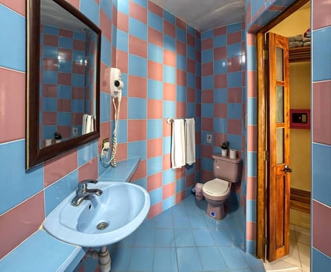 Triple Room | Bathroom | Shower, rainfall showerhead, hair dryer, heated floors
