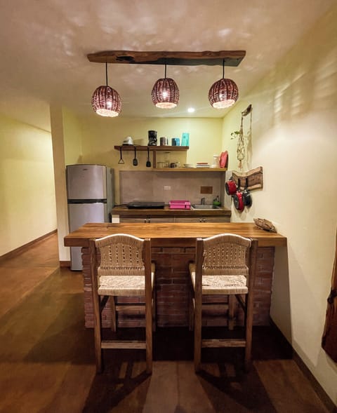 Deluxe Room, 1 King Bed, Private Pool | Private kitchen