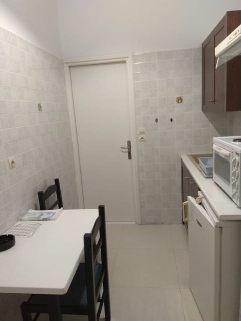 Apartment | Private kitchen | Fridge, coffee/tea maker, electric kettle