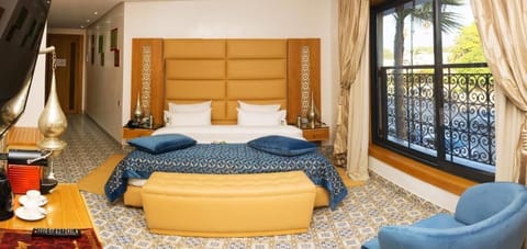 Egyptian cotton sheets, premium bedding, down comforters, free minibar