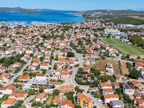 Residential Area, Urban Area, City, Bird'S-Eye View, Neighbourhood, Town, Aerial Photography, Coast, Suburb, Urban Design