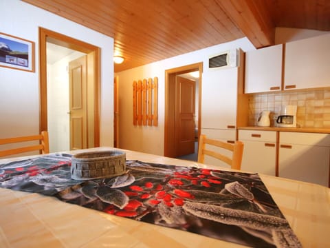 Wood, Interior Design, Ceiling, Flooring, Floor, Room, Furniture, Wood Stain, Cabinetry, Hardwood