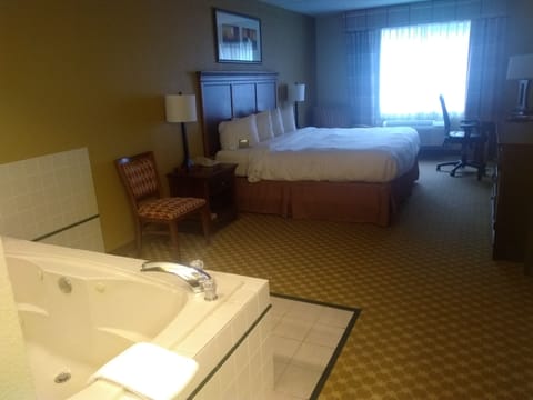 Suite, 1 King Bed, Non Smoking, Jetted Tub | Deep soaking bathtub