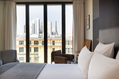 Deluxe Double Room (Grise vue Tour Eiffel) | Premium bedding, pillowtop beds, minibar, in-room safe