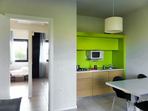 Table, Building, Furniture, Property, Cabinetry, Wood, House, Interior Design, Window