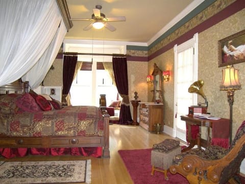 Luxury Double Room, Ensuite, Garden View (1-Durand Alexander Suite) | Egyptian cotton sheets, premium bedding, desk, laptop workspace