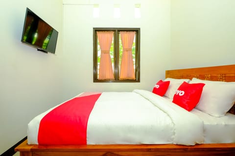 Standard Double Room | Desk, free WiFi