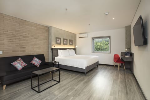 Premium Double Room | In-room safe, iron/ironing board, free WiFi
