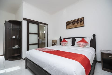 Deluxe Double Room | Free WiFi, bed sheets