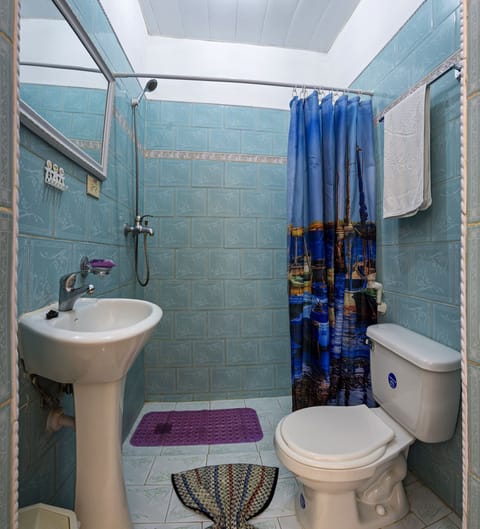 Romantic Double Room, Private Bathroom | Bathroom | Combined shower/tub, deep soaking tub, rainfall showerhead