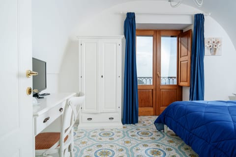 Superior Quadruple Room, Sea View | Premium bedding, down comforters, memory foam beds, minibar