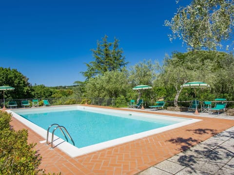 Water, Sky, Property, Swimming Pool, Azure, Shade, Tree, Plant, Rectangle, Body Of Water