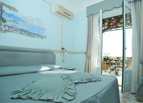 Standard Room, Terrace, Sea View | Minibar, iron/ironing board, free WiFi, bed sheets