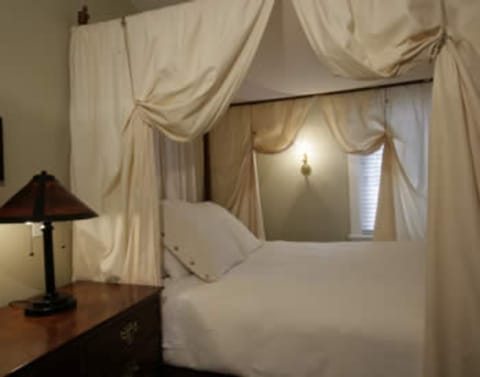 Room (Conservancy) | Egyptian cotton sheets, premium bedding, pillowtop beds