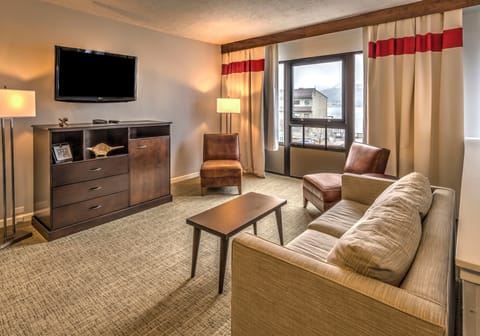 Junior Suite, Multiple Beds, Mountain View | Premium bedding, pillowtop beds, desk, blackout drapes